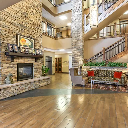 Best Western Premier Ivy Inn & Suites-3