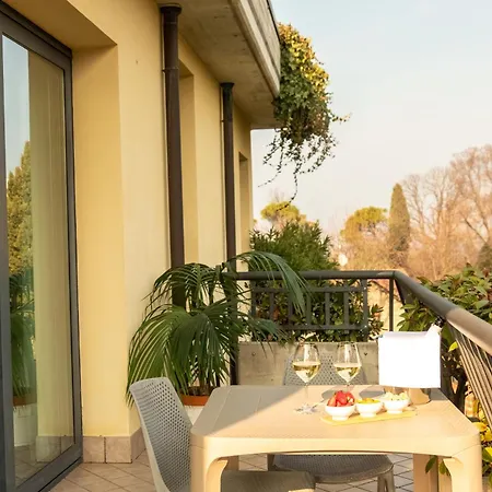 Admiral Hotel Villa Erme-2