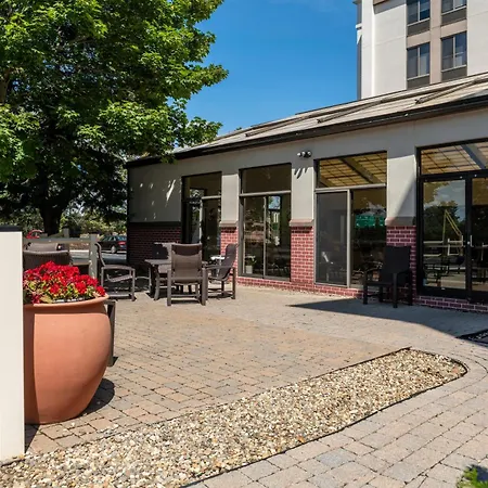 Hampton Inn Portsmouth Central-3