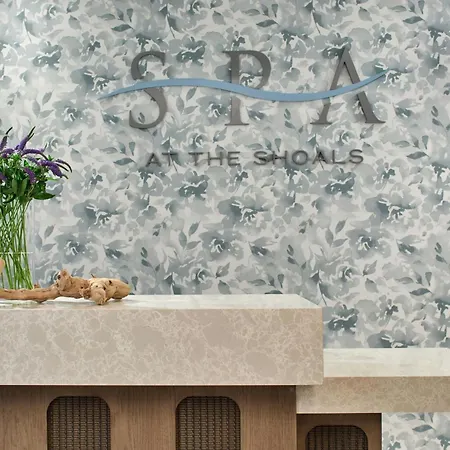 Renaissance Shoals Resort & Spa-3