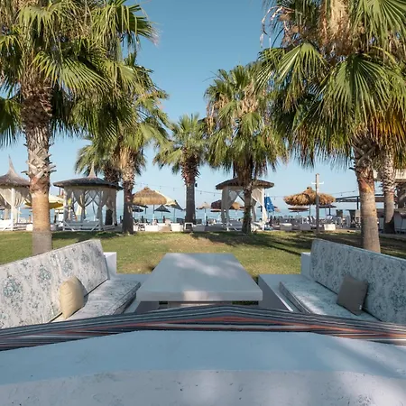 Risus Beach Resort Hotel-2