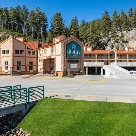 Quality Inn Keystone Near Mount Rushmore-3