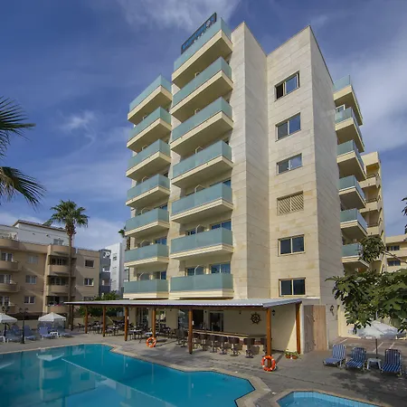 Kapetanios Limassol Hotel-3