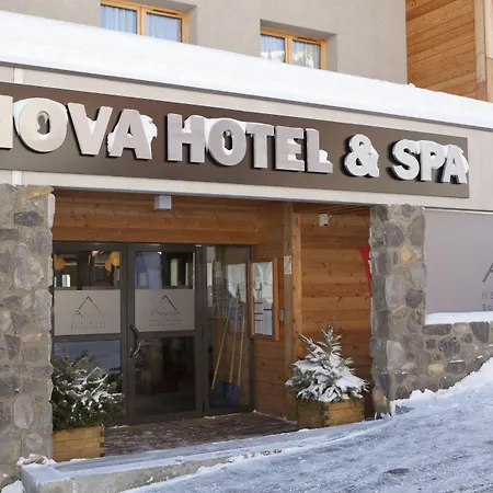 Anova Hotel & Spa-3