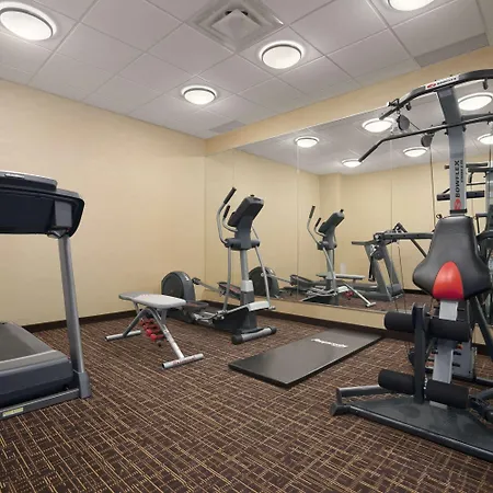 Days Inn & Suites By Wyndham Winnipeg Airport Manitoba-2