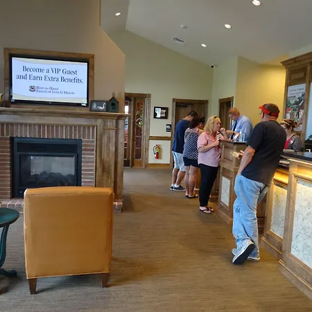 Bird-In-Hand Family Inn-2