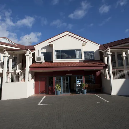 Aubyn Court Spa Motel-2