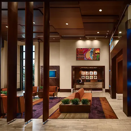 Vee Quiva Hotel & Casino-3