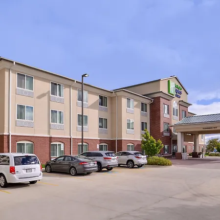 Holiday Inn Express & Suites Emporia Northwest By Ihg-3
