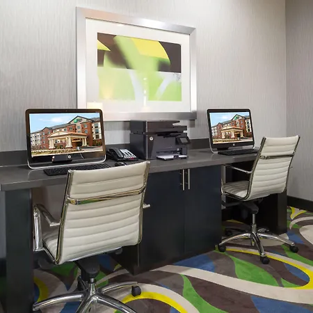 Holiday Inn Express And Suites Norman By Ihg-2