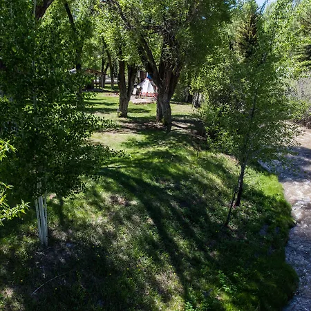 Stagecoach Inn & Suites-2