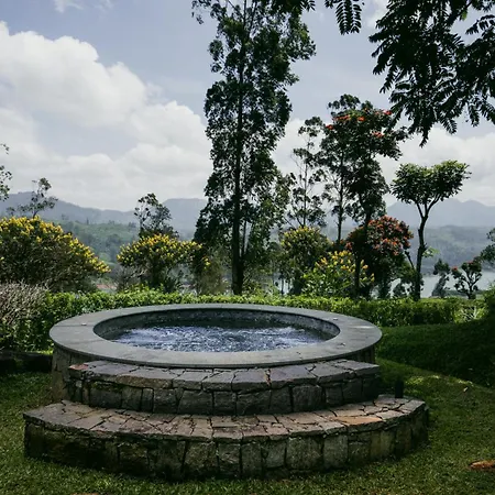 Ceylon Tea Trails-3