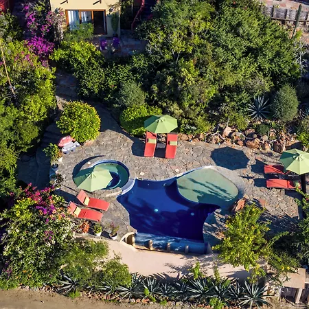 Los Colibris Casitas-2