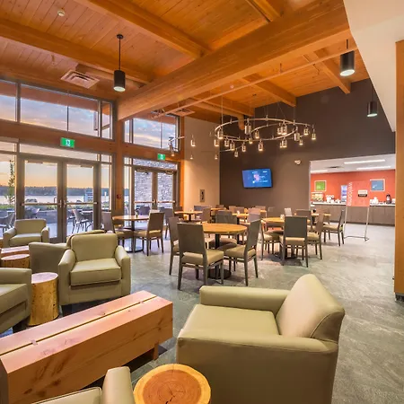 Comfort Inn & Suites-2