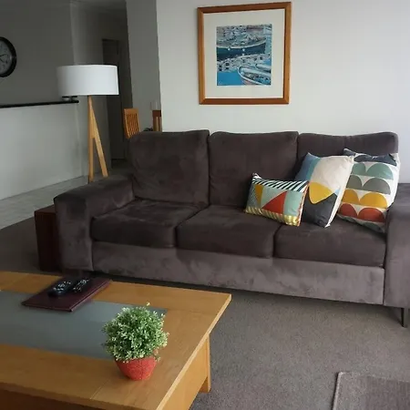 Kirribilli Apartments-3