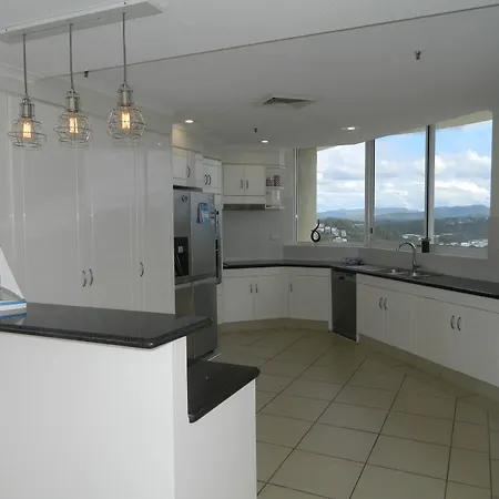 2Nd Avenue Beachside Apartments-3
