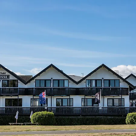 Le Chalet Suisse Motel Taupo-3