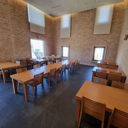 Pinegrove Hotel-2