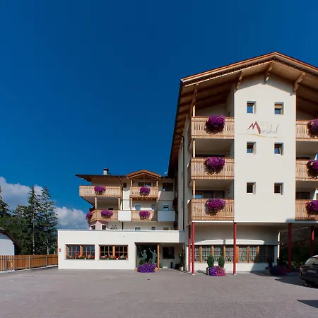 Hotel Mirabel-3