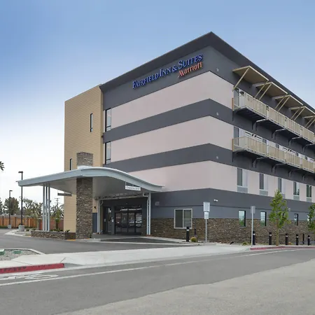 Fairfield Inn & Suites By Marriott Santa Cruz-3