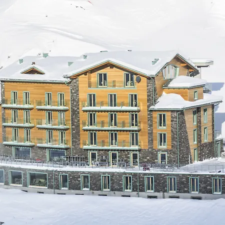 White Angel Hotel-2