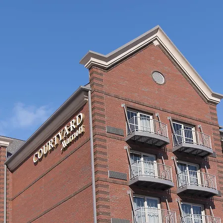 Courtyard By Marriott Holland Downtown-2