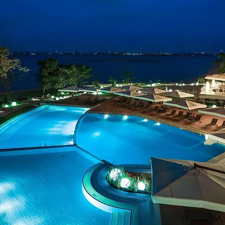 Radisson Blu M'Bamou Palace Hotel, Brazzaville-2