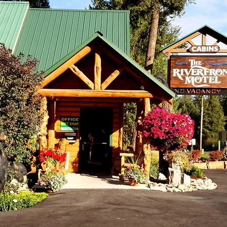 Riverfront Motel & Cabins-3