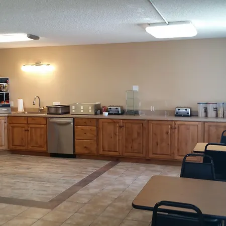 Motel West-2