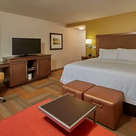 Hampton Inn & Suites Hood River-3