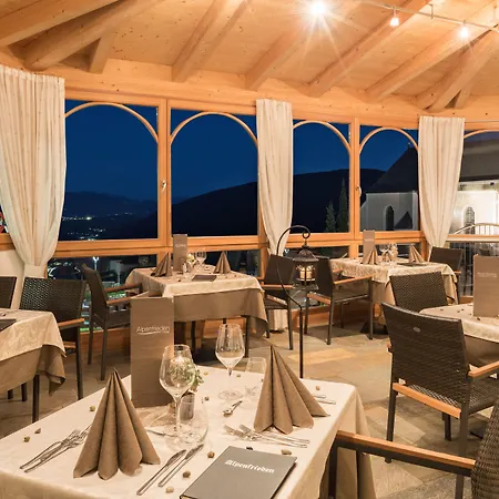 Hotel Alpenfrieden-2