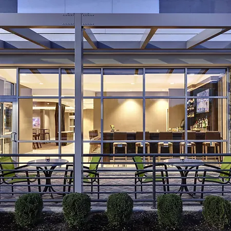 Springhill Suites By Marriott Cleveland Independence-3