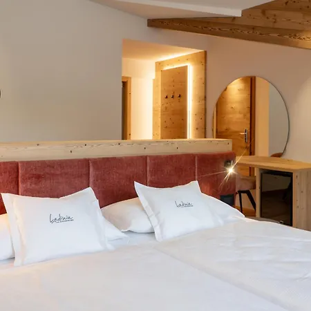 Ladinia Dolomites View - Adults Only-2
