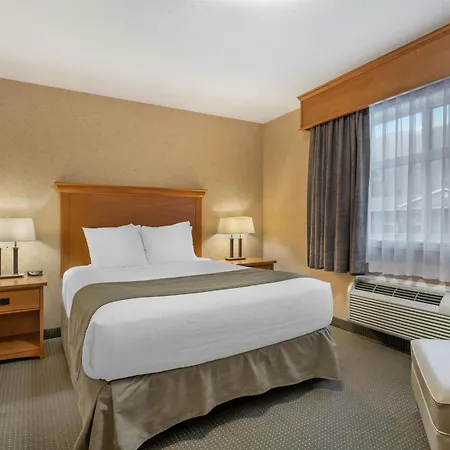Best Western Sicamous Inn-3