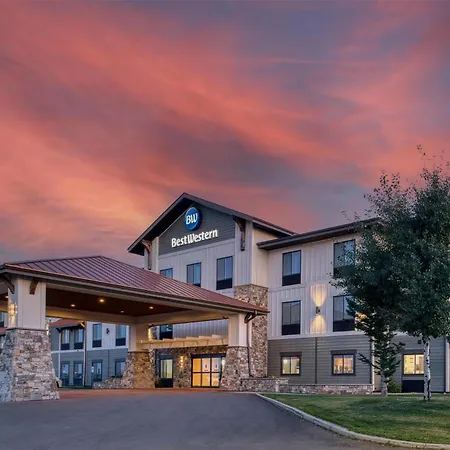 Best Western Shelby Inn & Suites-3