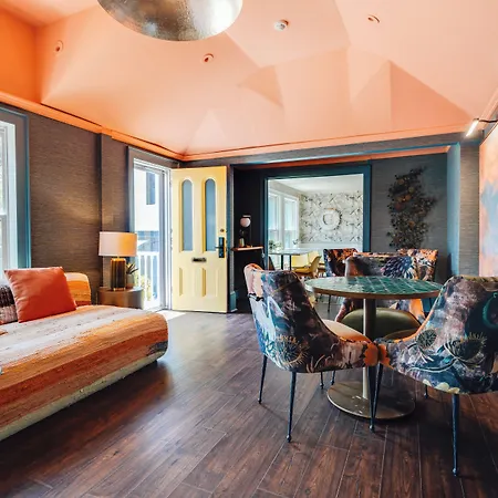 Ellery Hotel Provincetown-3