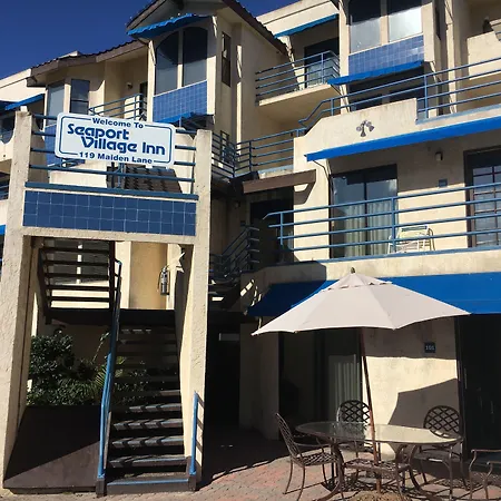 Seaport Village Inn, Avalon-2