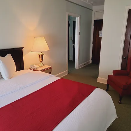Penn Wells Hotel-2
