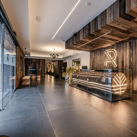 Hotel Ravelli Luxury Spa-2