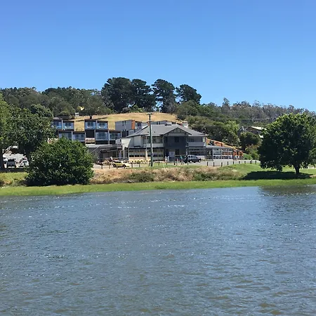 Rosevears Riverview Hotel-3