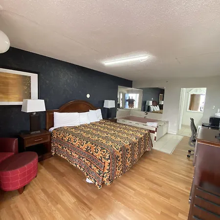 Royal Lodge-2