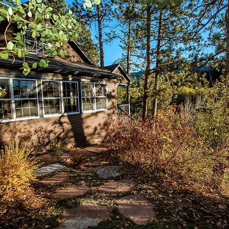The Outlook Lodge-3