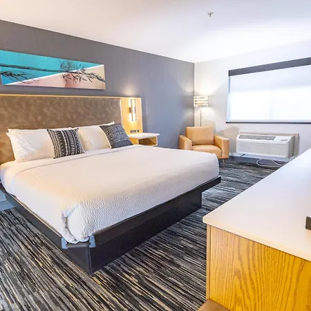 Creekside Hotel & Suites-3