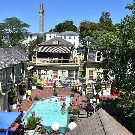 Brass Key Guesthouse Adults Only-3
