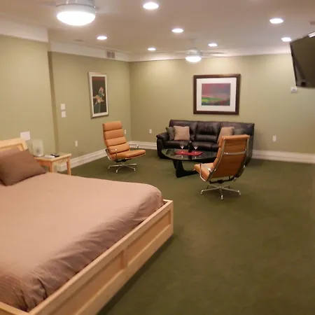 Pigeon Creek Inn - Adults Only-2