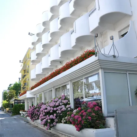 Hotel Giovanella-2