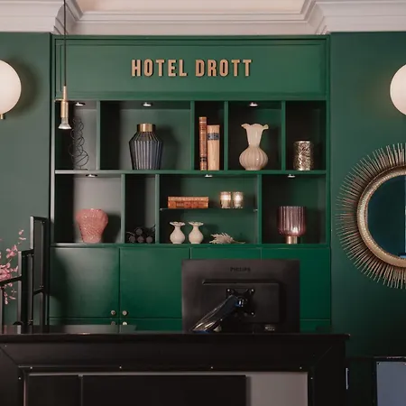 Home Hotel Drott-2