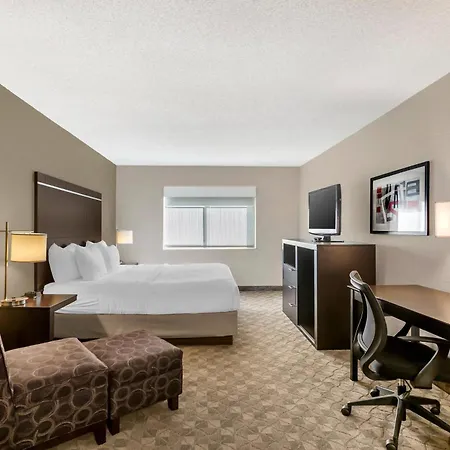 Comfort Inn Huntington Near University Area-3