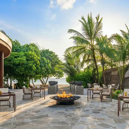 W Maldives-2