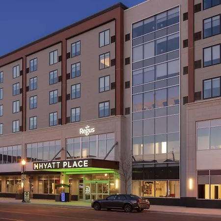 Hyatt Place Detroit/Royal Oak-3